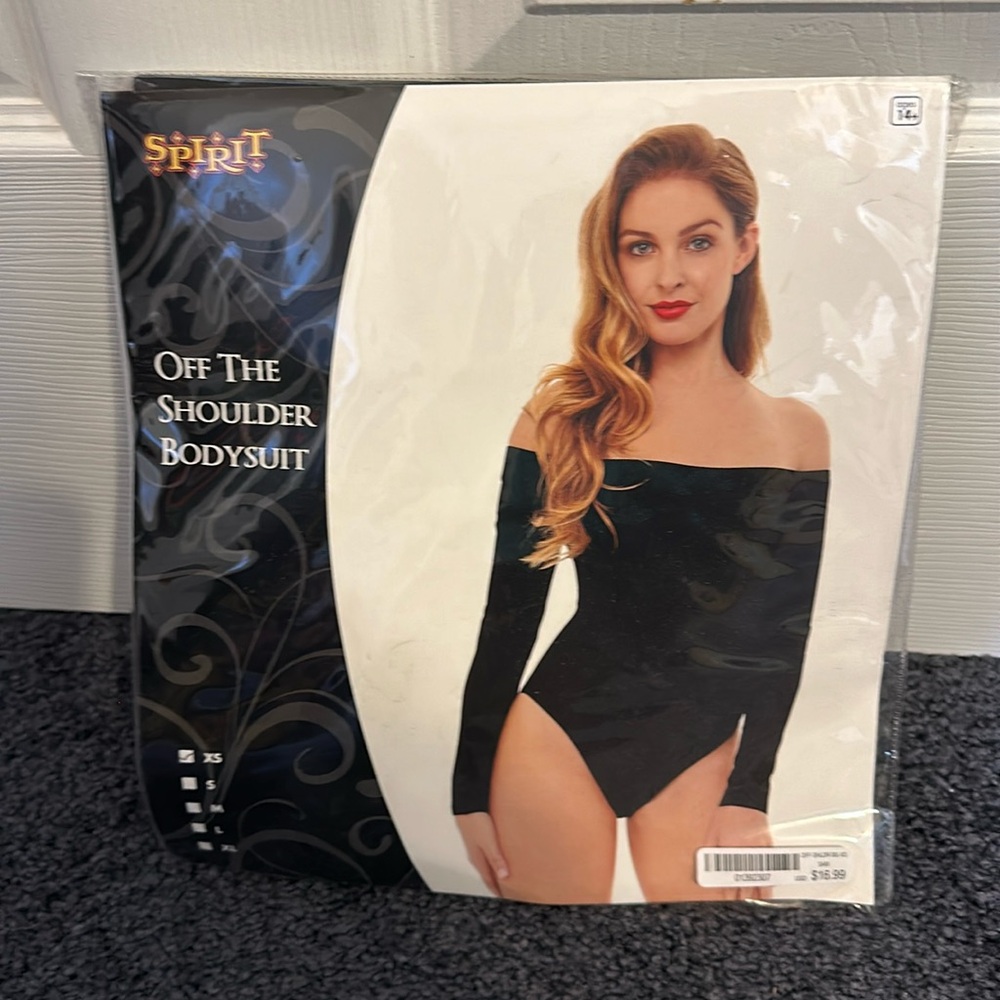 NWT!! Off The Shoulder Bodysuit